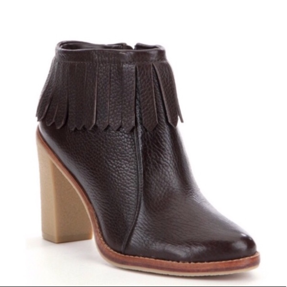 Antonio Melani brown fringe top booties NWOT